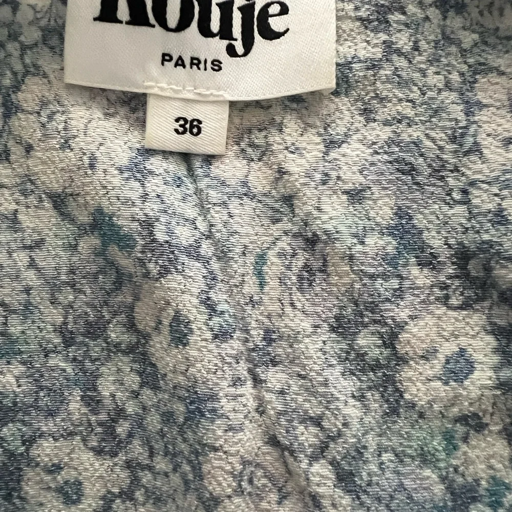 Rouje Lorine dress in blue - Picture 6 of 6